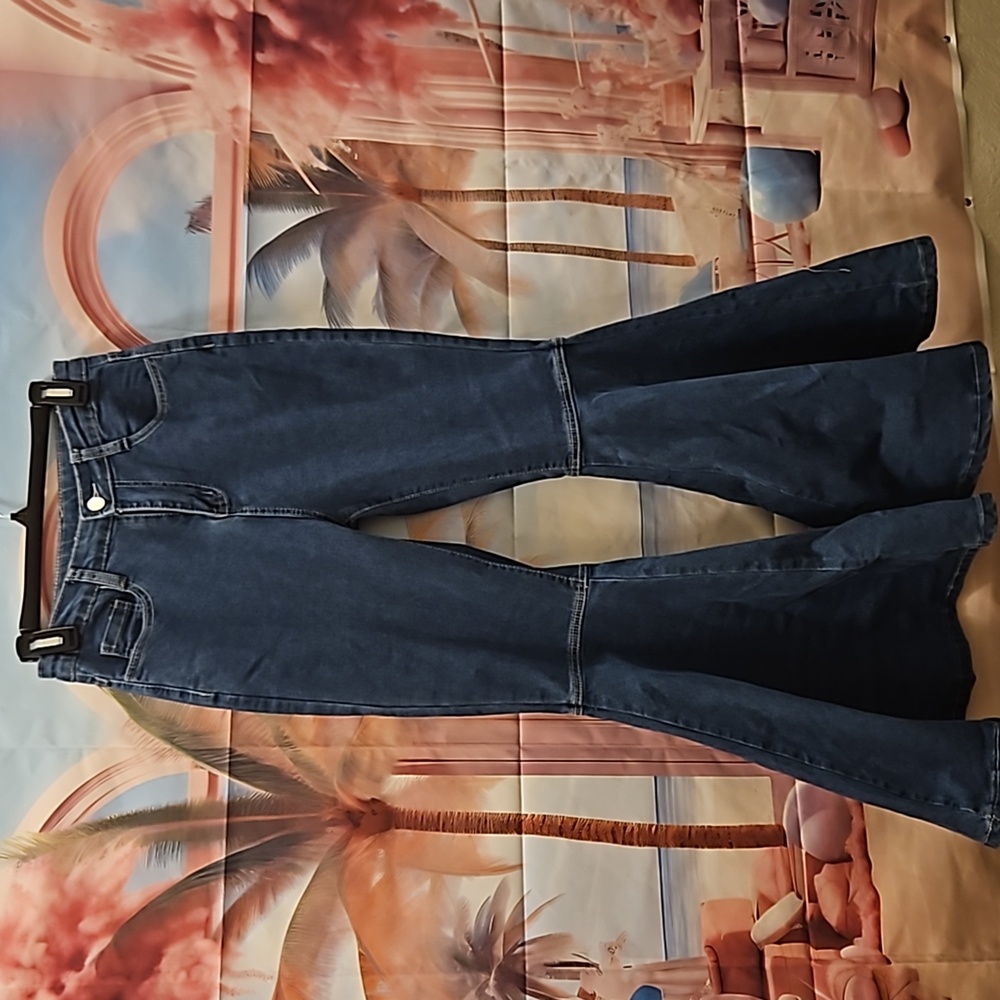 Patpat BellBottom Jeans